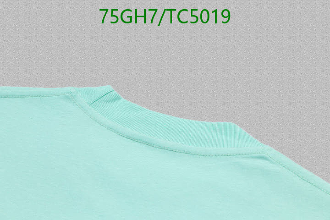 Burberry-Clothing Code: TC5019 $: 75USD