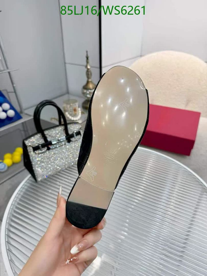 Valentino-Women Shoes Code: WS6261 $: 85USD