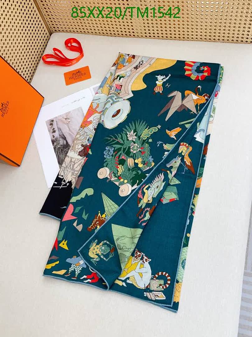 Hermes-Scarf Code: TM1542 $: 85USD