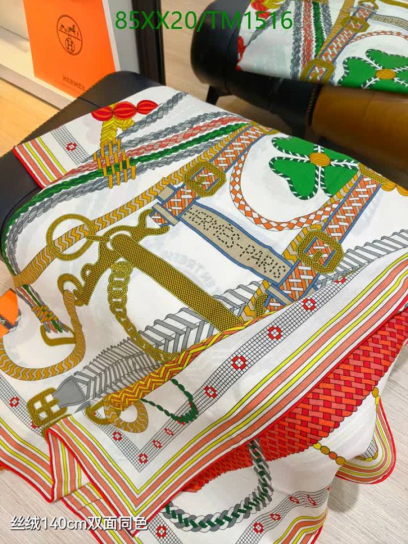 Hermes-Scarf Code: TM1516 $: 85USD