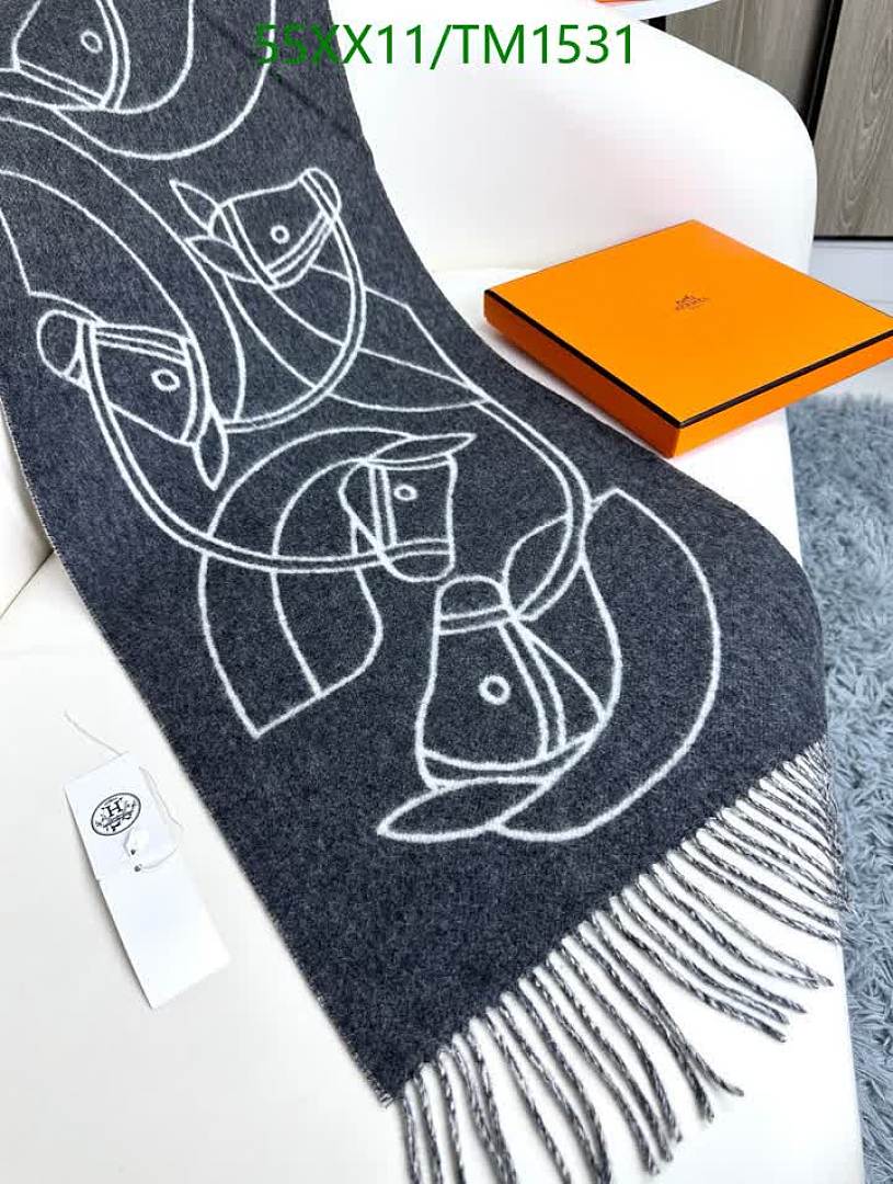 Hermes-Scarf Code: TM1531 $: 55USD
