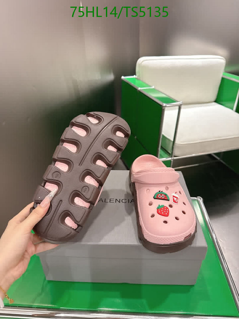 Balenciaga-Women Shoes Code: TS5135 $: 75USD