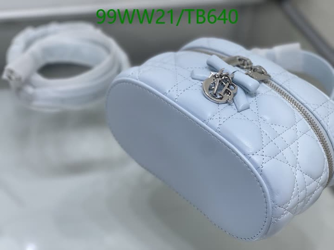 Dior-Bag-4A Quality Code: TB640 $: 99USD
