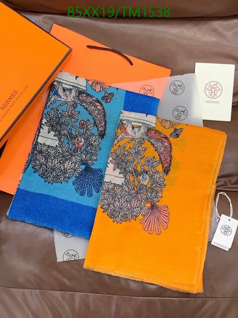 Hermes-Scarf Code: TM1538 $: 85USD