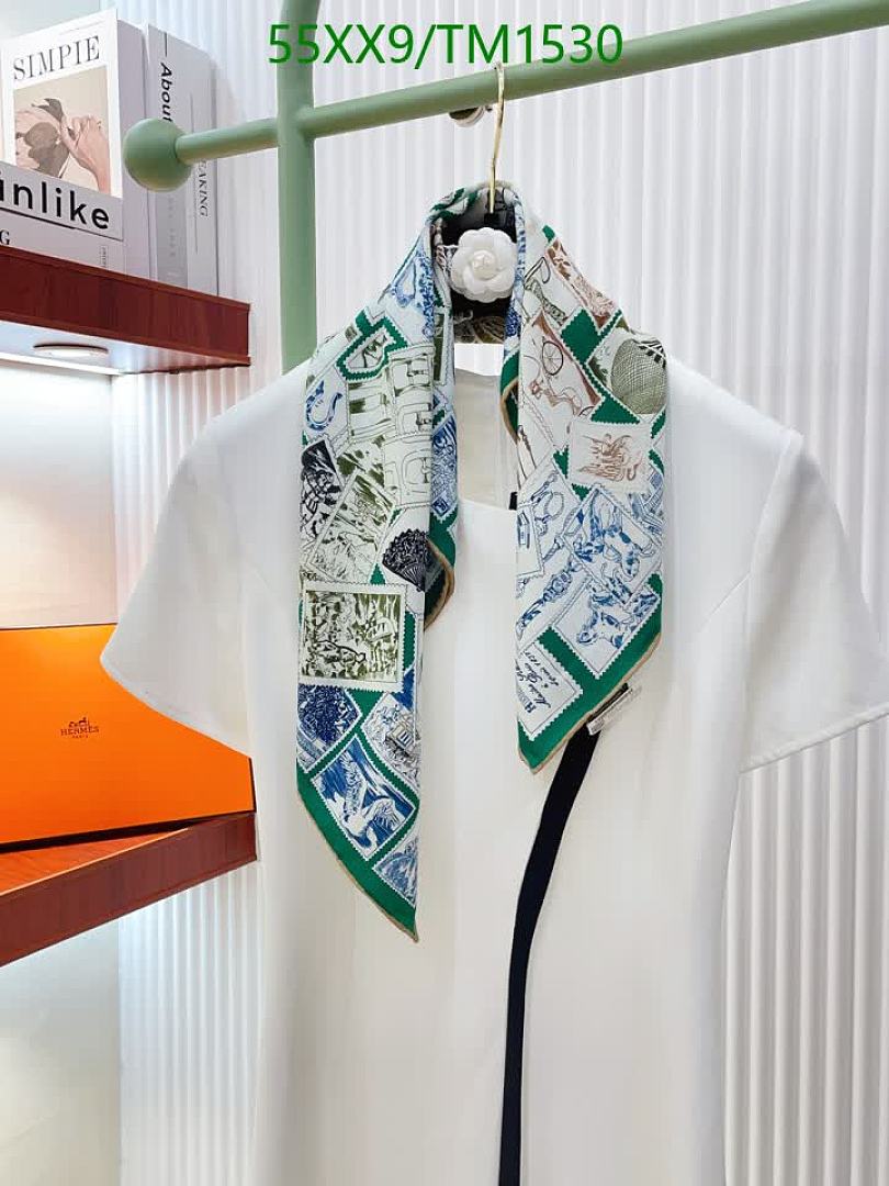 Hermes-Scarf Code: TM1530 $: 55USD