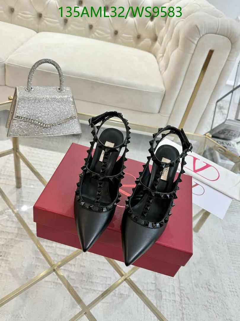 Valentino-Women Shoes Code: WS9583 $: 135USD