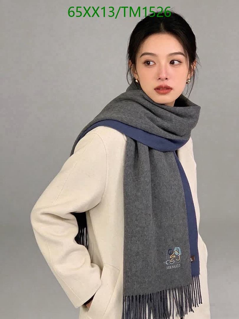 Hermes-Scarf Code: TM1526 $: 65USD