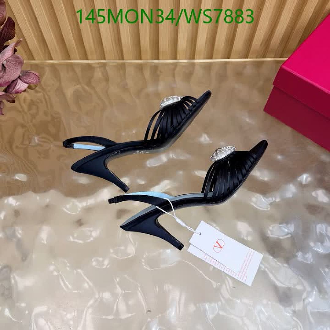 Valentino-Women Shoes Code: WS7883 $: 145USD