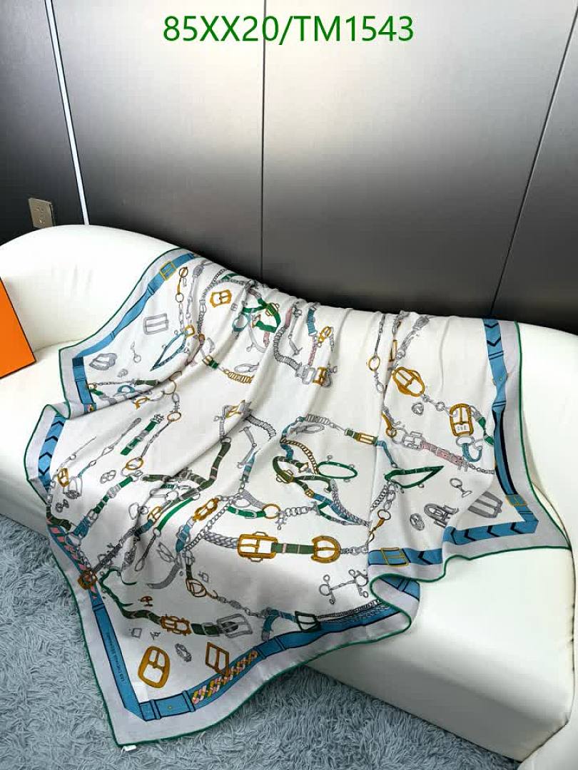 Hermes-Scarf Code: TM1543 $: 85USD