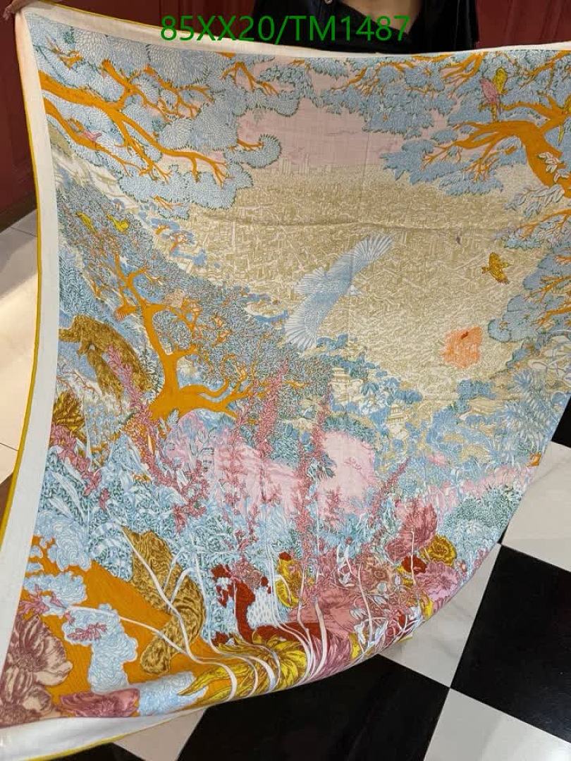 Hermes-Scarf Code: TM1487 $: 85USD
