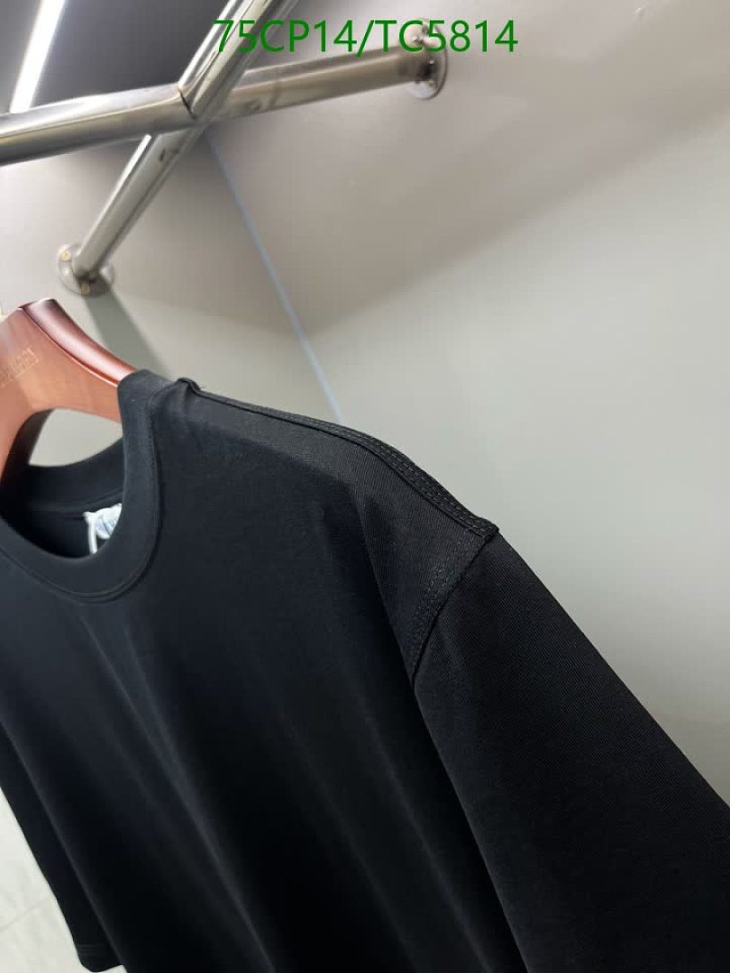 Burberry-Clothing Code: TC5814 $: 75USD