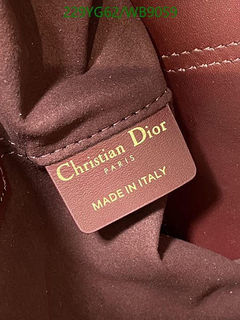 Dior-Bag-Mirror Quality Code: WB9059 $: 229USD