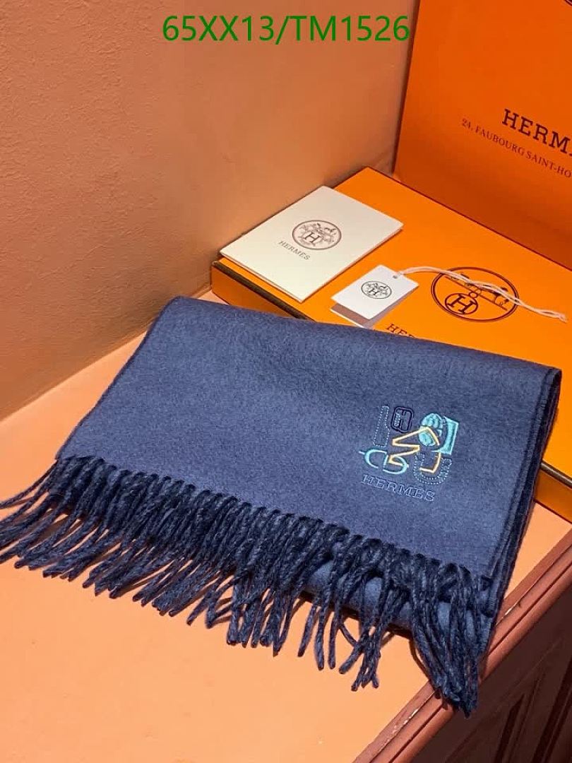 Hermes-Scarf Code: TM1526 $: 65USD