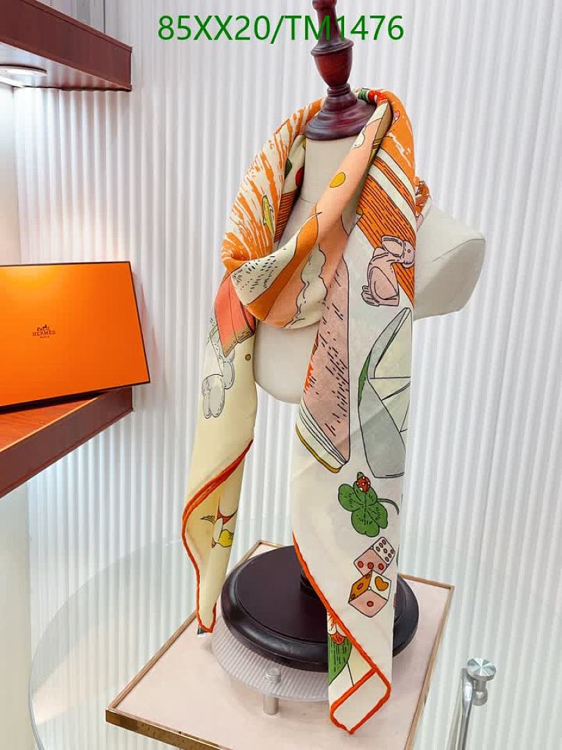 Hermes-Scarf Code: TM1476 $: 85USD