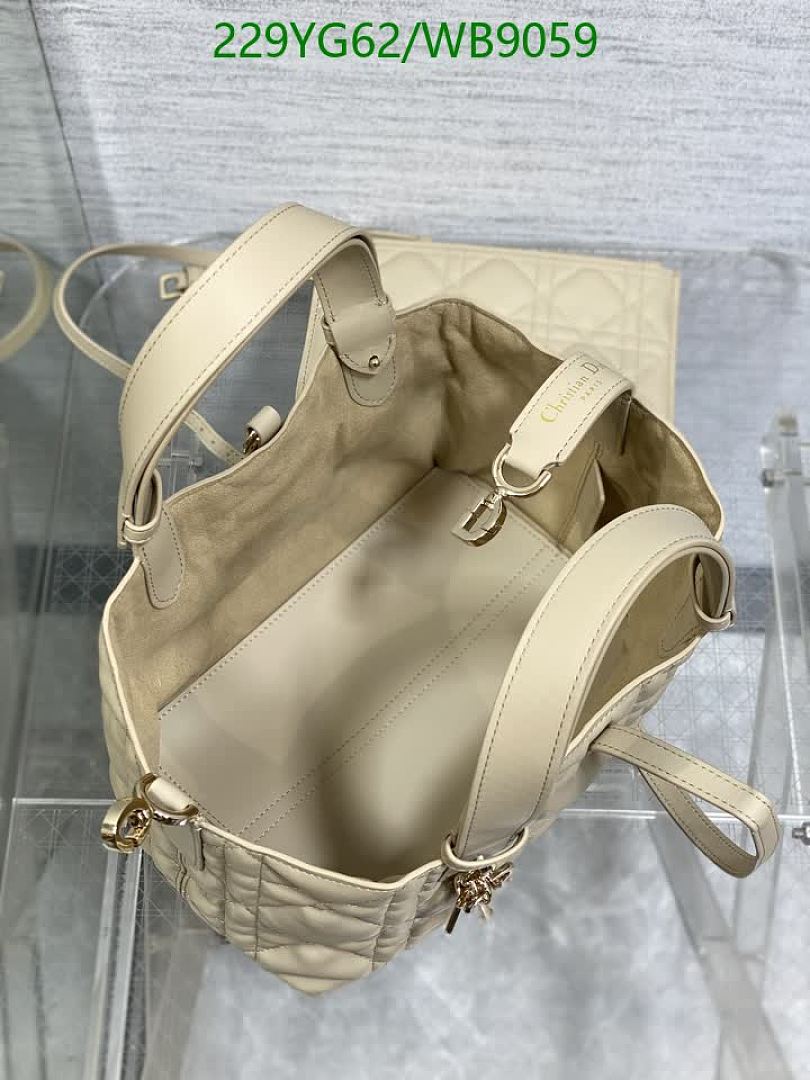 Dior-Bag-Mirror Quality Code: WB9059 $: 229USD