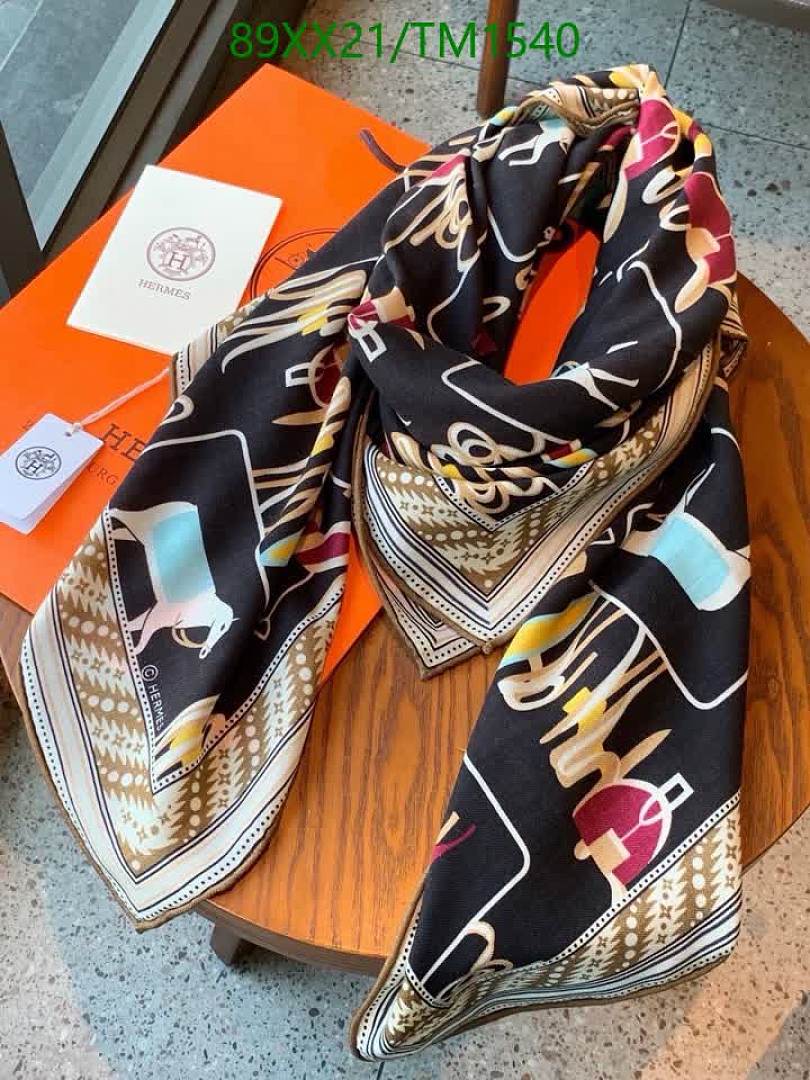 Hermes-Scarf Code: TM1540 $: 89USD