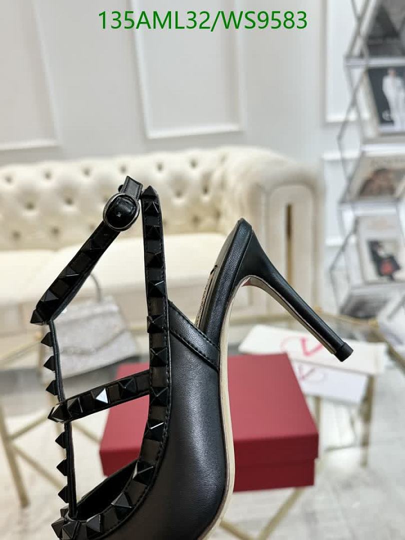 Valentino-Women Shoes Code: WS9583 $: 135USD