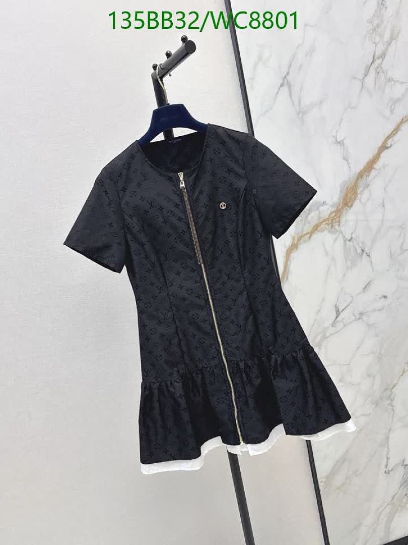 LV-Clothing Code: WC8801 $: 135USD