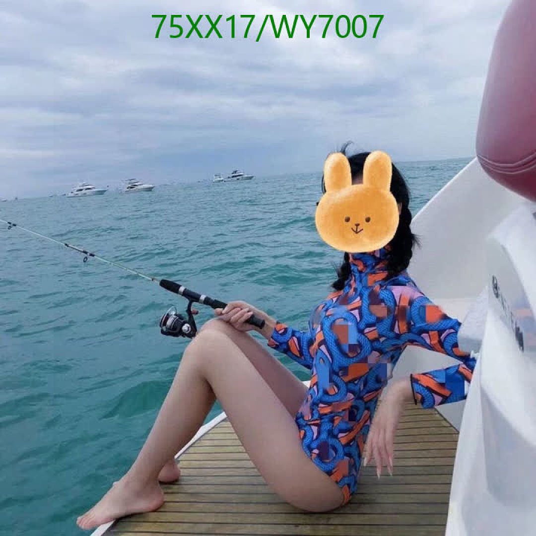 Burberry-Swimsuit Code: WY7007 $: 75USD