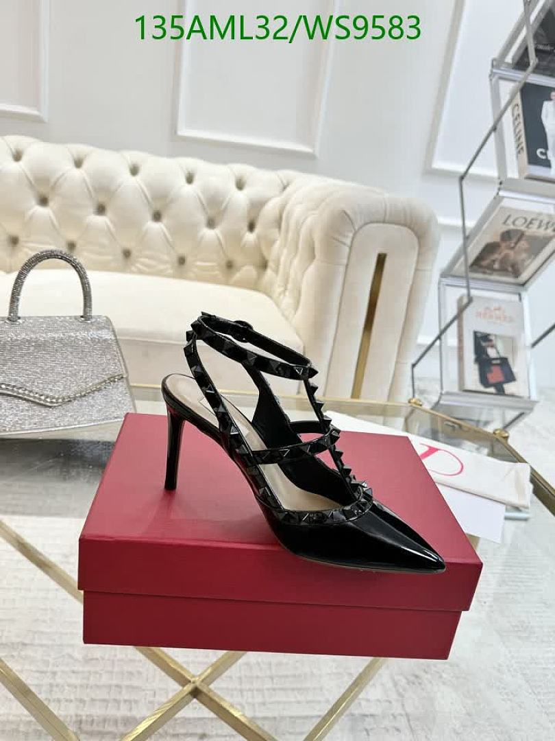 Valentino-Women Shoes Code: WS9583 $: 135USD