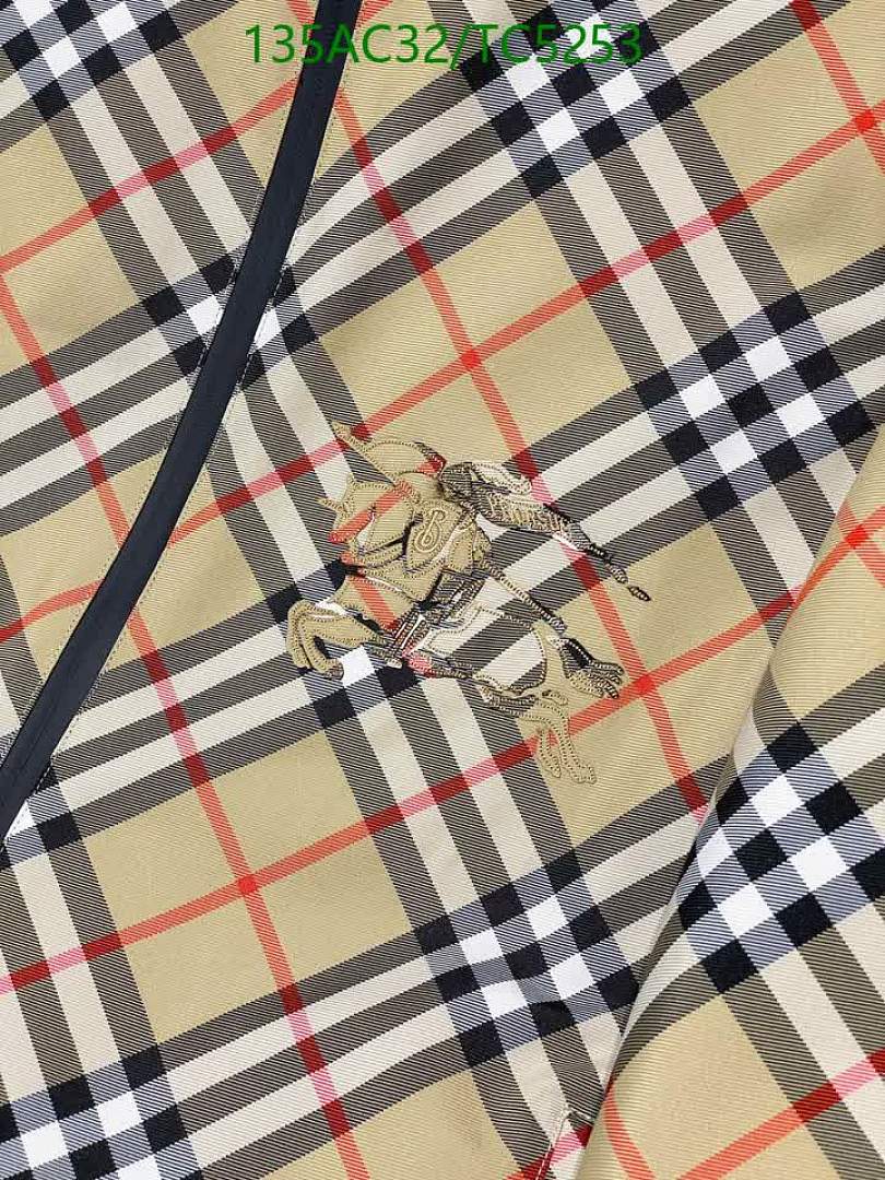 Burberry-Clothing Code: TC5253 $: 135USD