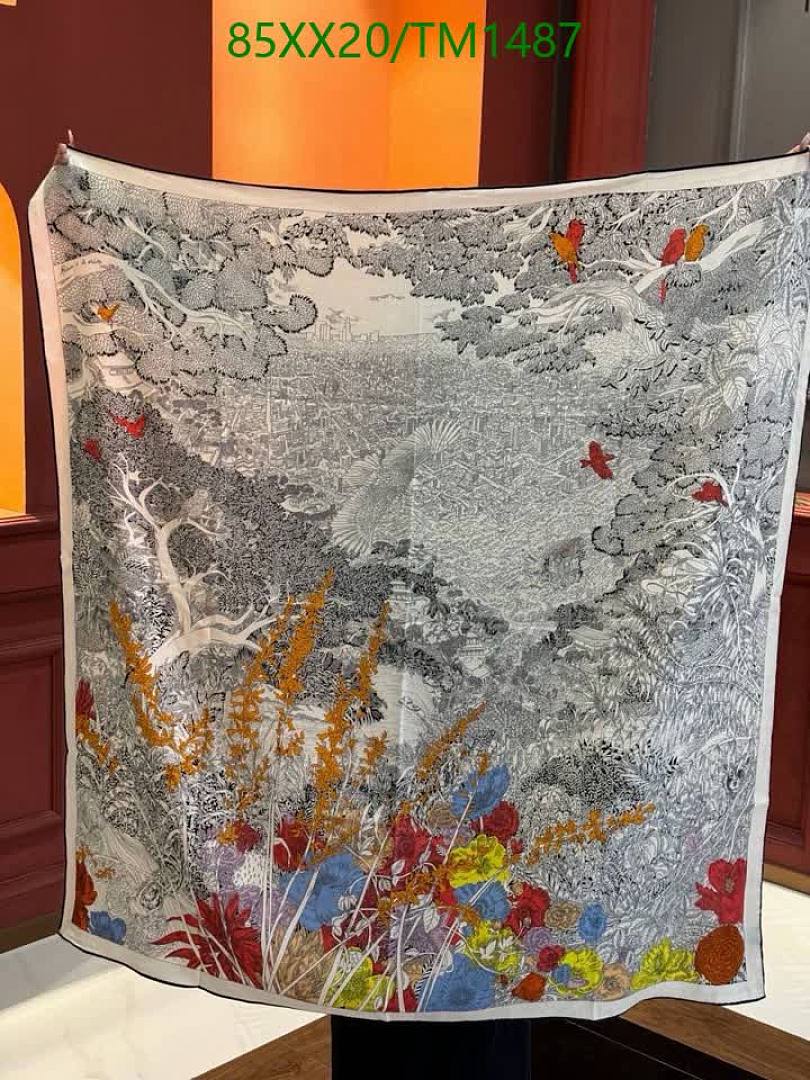 Hermes-Scarf Code: TM1487 $: 85USD