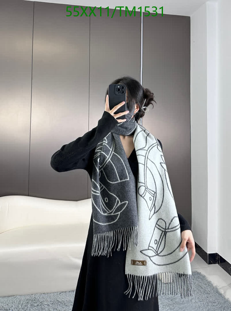 Hermes-Scarf Code: TM1531 $: 55USD