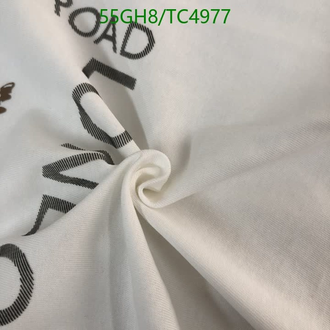 Burberry-Clothing Code: TC4977 $: 55USD