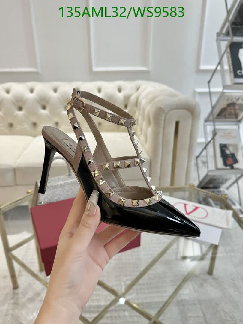 Valentino-Women Shoes Code: WS9583 $: 135USD