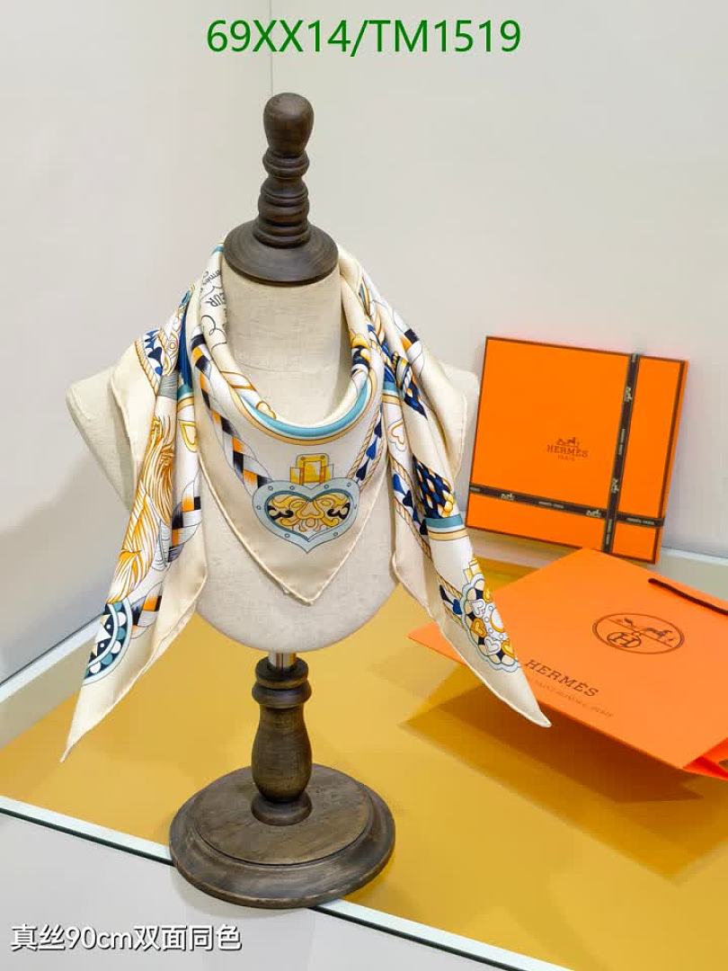 Hermes-Scarf Code: TM1519 $: 69USD
