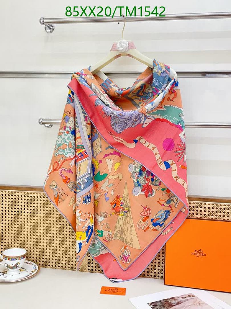 Hermes-Scarf Code: TM1542 $: 85USD