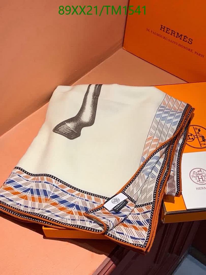 Hermes-Scarf Code: TM1541 $: 89USD