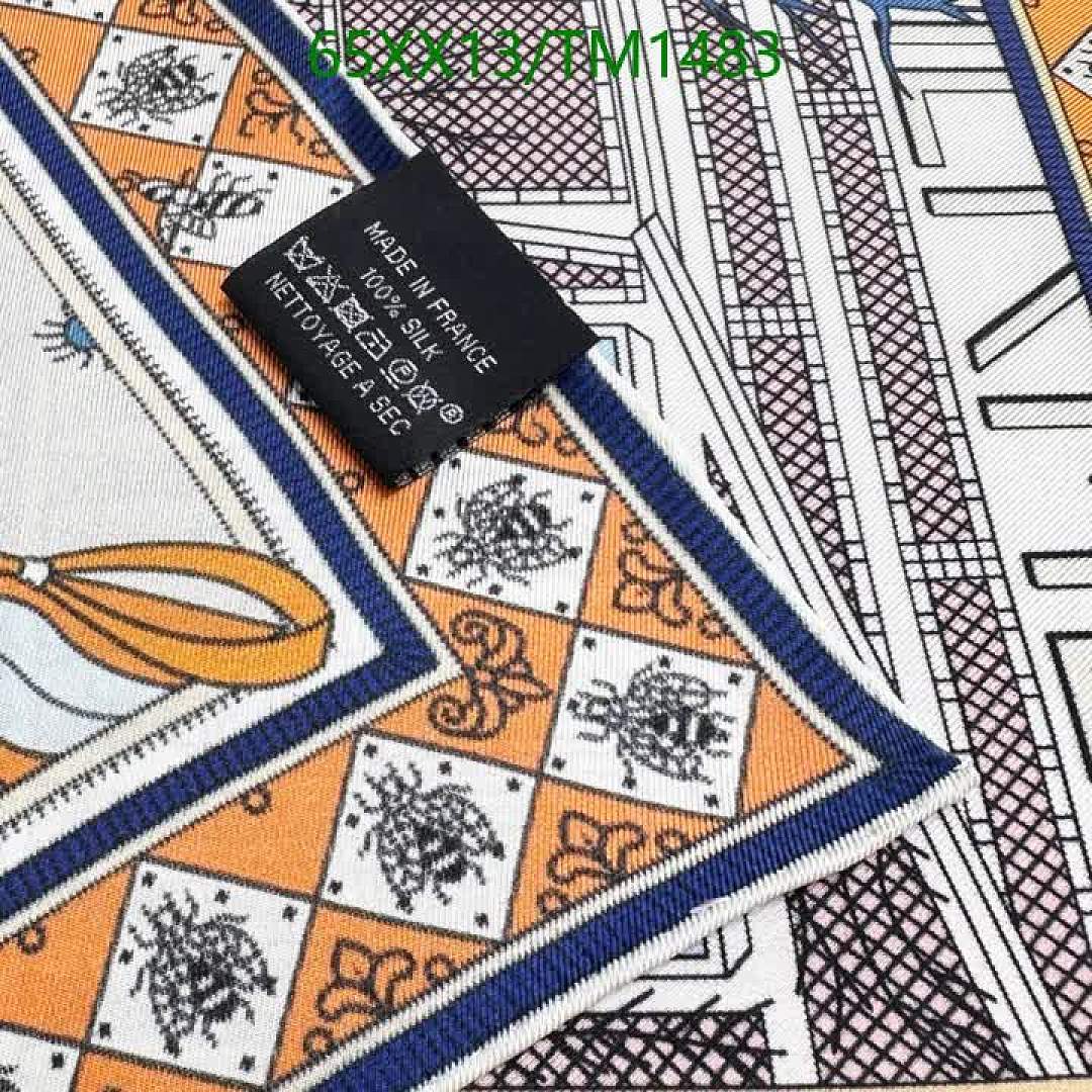 Hermes-Scarf Code: TM1483 $: 65USD