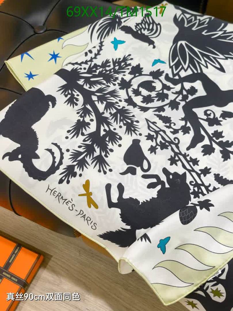 Hermes-Scarf Code: TM1517 $: 69USD