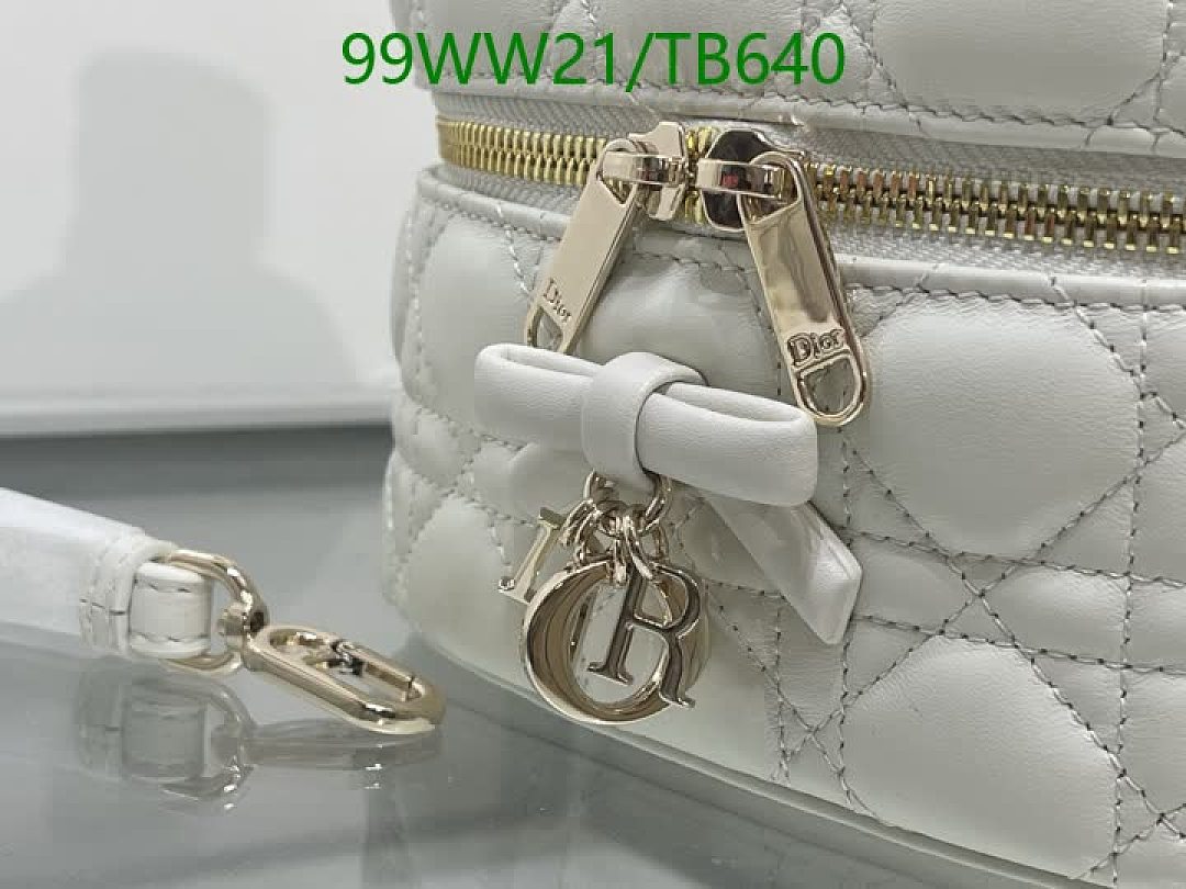 Dior-Bag-4A Quality Code: TB640 $: 99USD