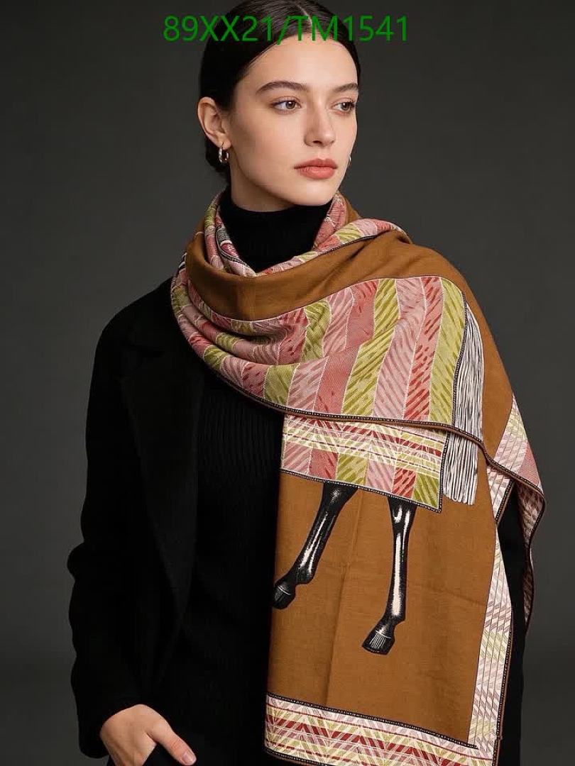 Hermes-Scarf Code: TM1541 $: 89USD