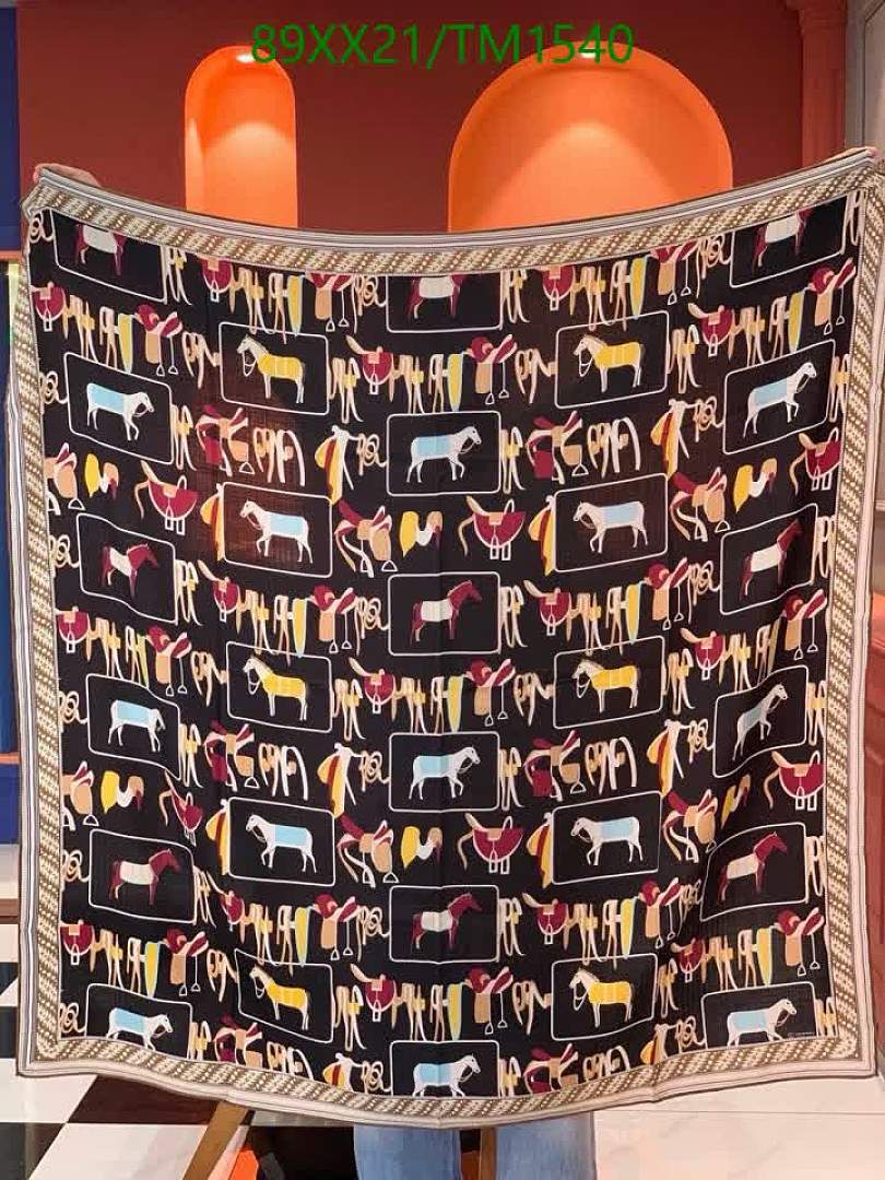 Hermes-Scarf Code: TM1540 $: 89USD
