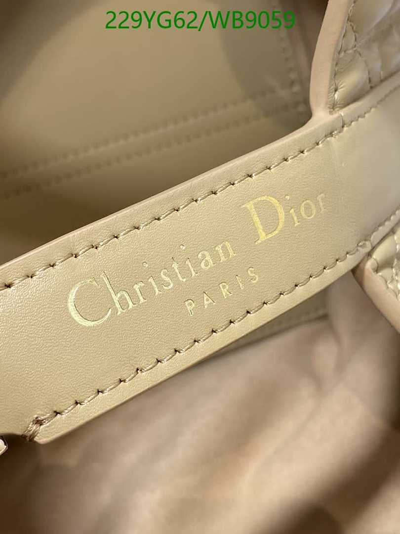 Dior-Bag-Mirror Quality Code: WB9059 $: 229USD