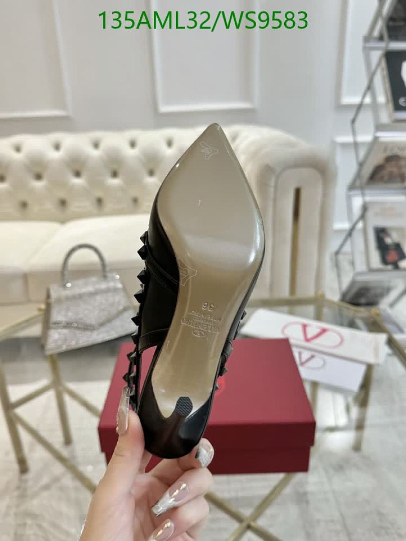 Valentino-Women Shoes Code: WS9583 $: 135USD