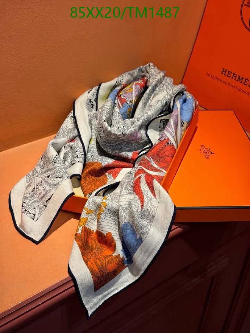 Hermes-Scarf Code: TM1487 $: 85USD