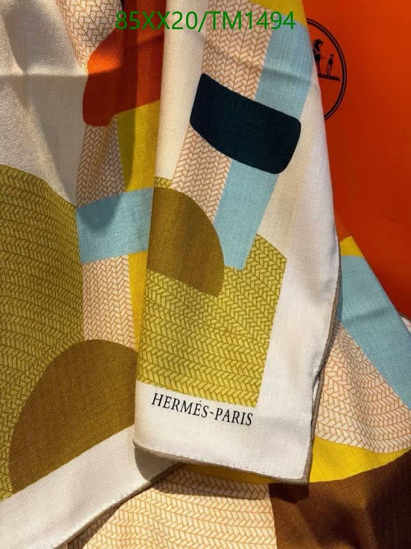 Hermes-Scarf Code: TM1494 $: 85USD