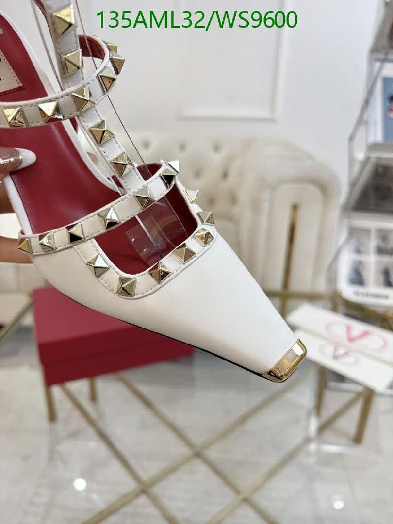 Valentino-Women Shoes Code: WS9600 $: 135USD