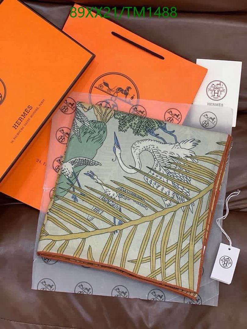 Hermes-Scarf Code: TM1488 $: 89USD
