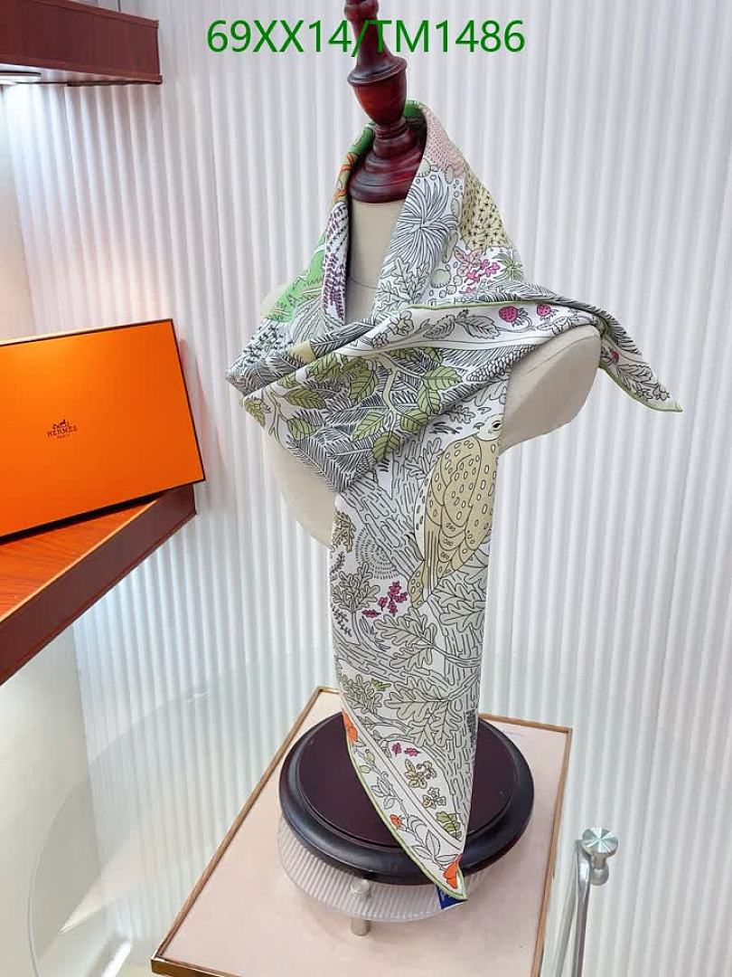 Hermes-Scarf Code: TM1486 $: 69USD