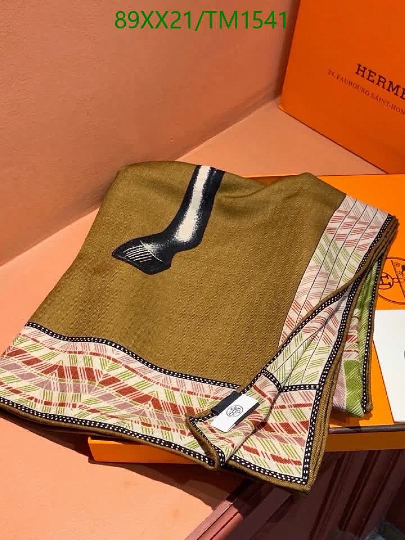 Hermes-Scarf Code: TM1541 $: 89USD