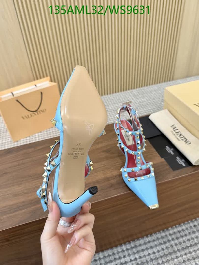 Valentino-Women Shoes Code: WS9631 $: 135USD