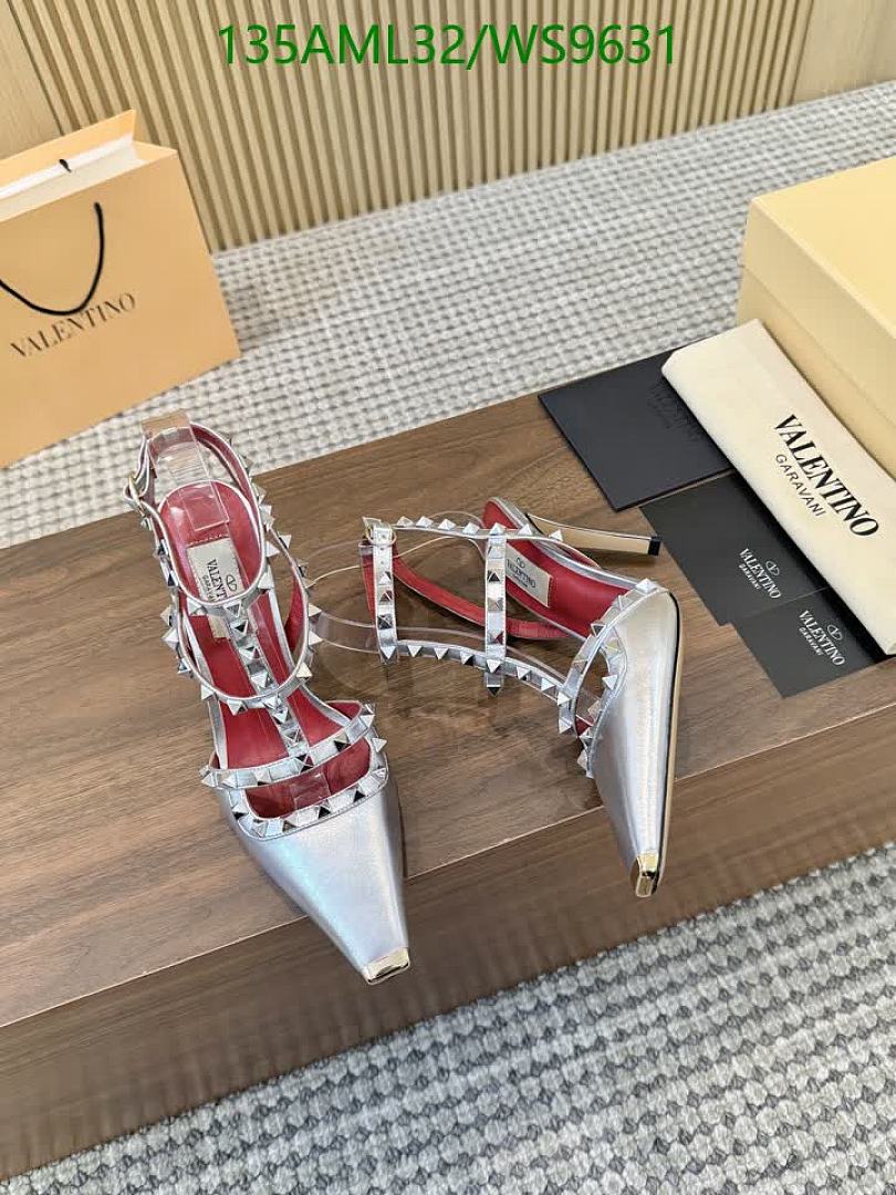 Valentino-Women Shoes Code: WS9631 $: 135USD