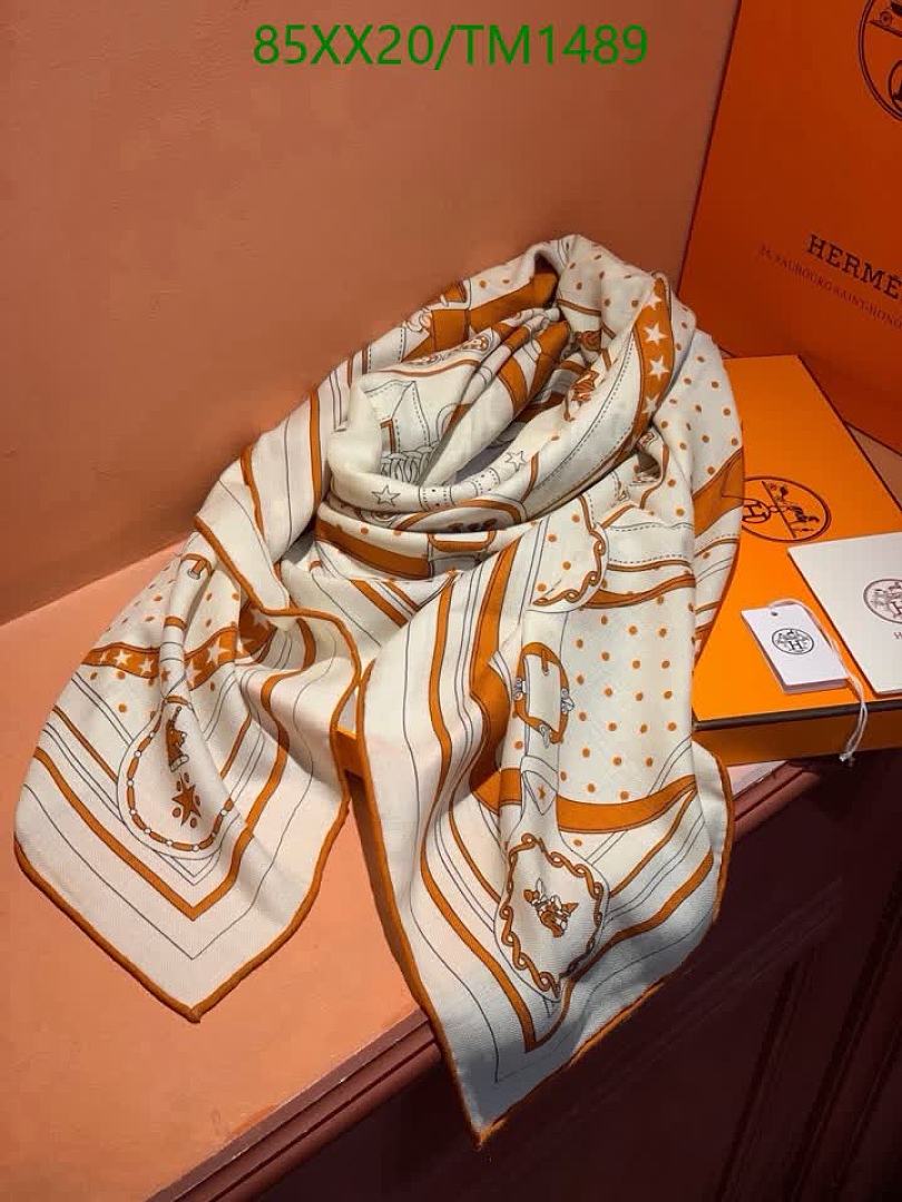 Hermes-Scarf Code: TM1489 $: 85USD