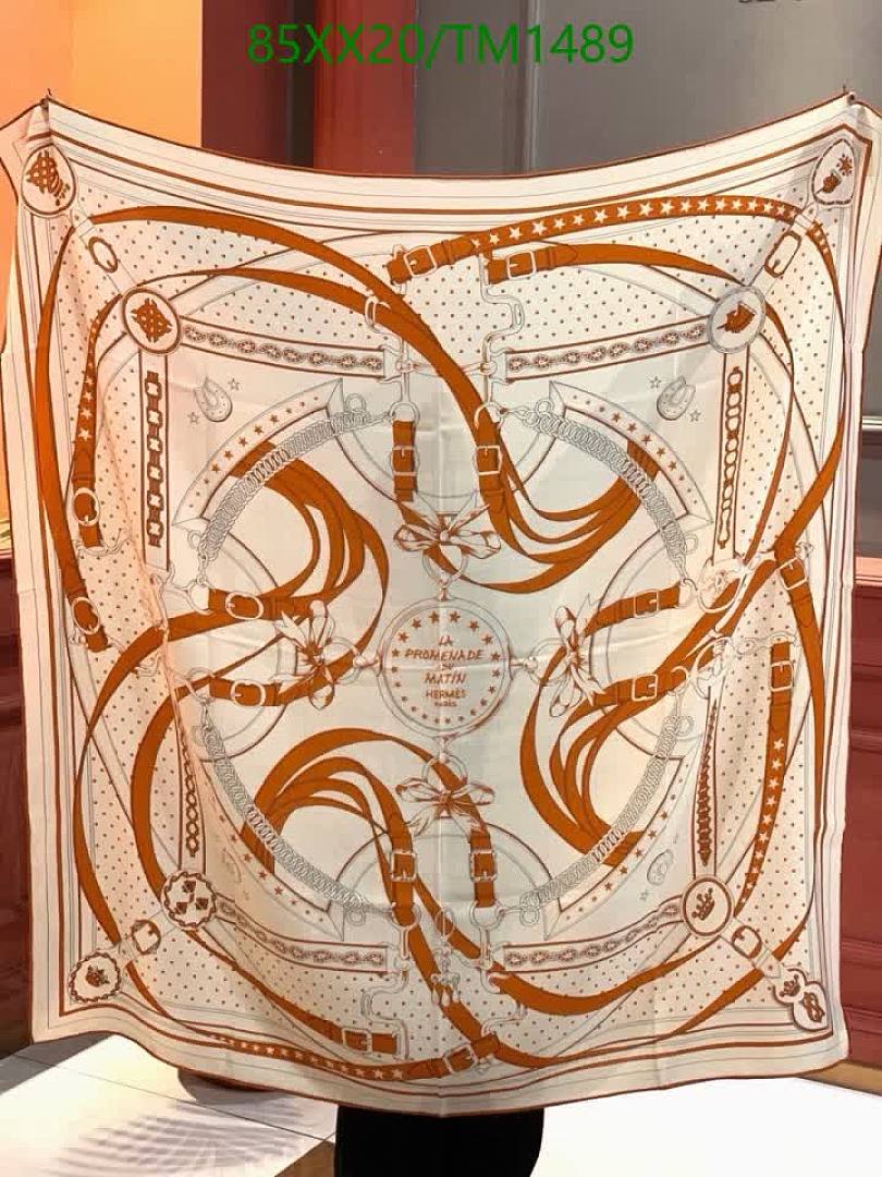 Hermes-Scarf Code: TM1489 $: 85USD