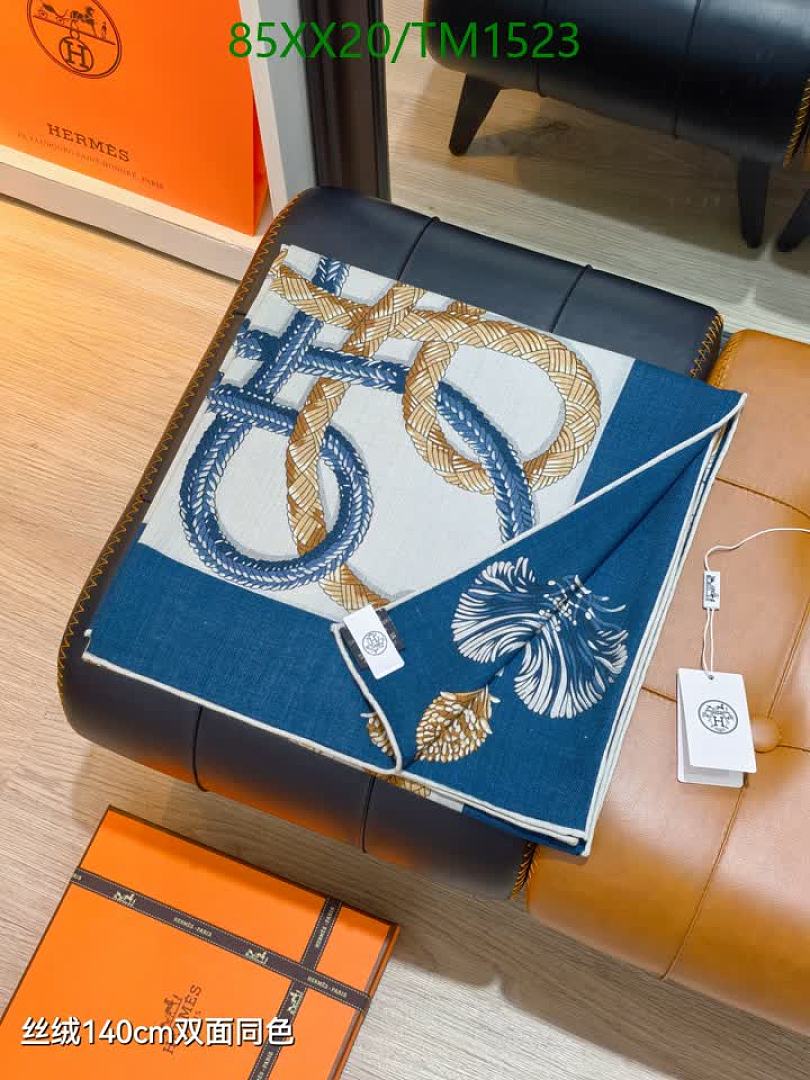 Hermes-Scarf Code: TM1523 $: 85USD
